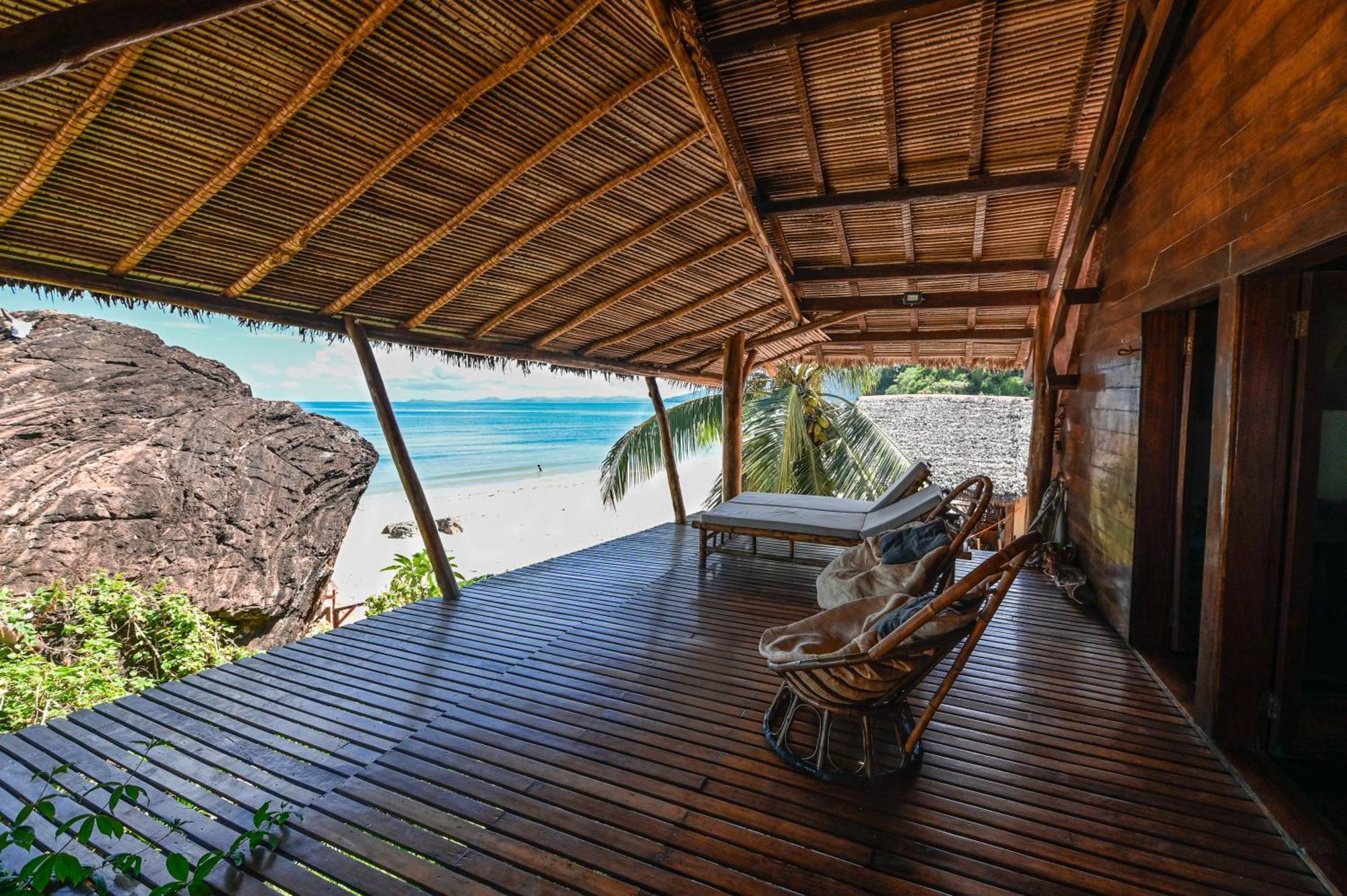 Shambala Madagascar: Beachfront Lodge And Adventures Ambolobozo Ngoại thất bức ảnh